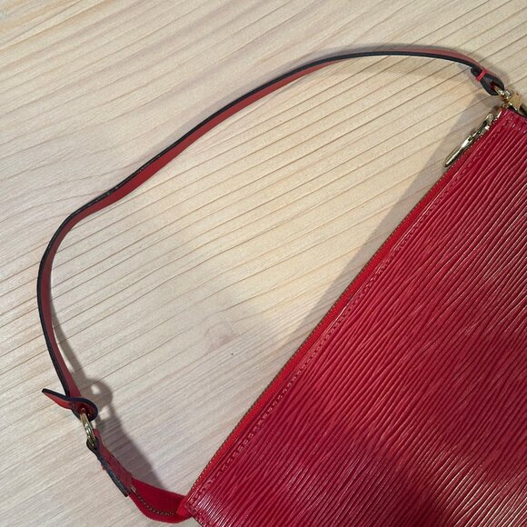 Louis Vuitton Red Epi Pochette - Picture 12 of 14